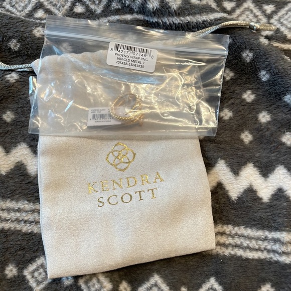 Kendra Scott Phoenix Wrap Ring - NWT - Size 7 - Picture 8 of 8